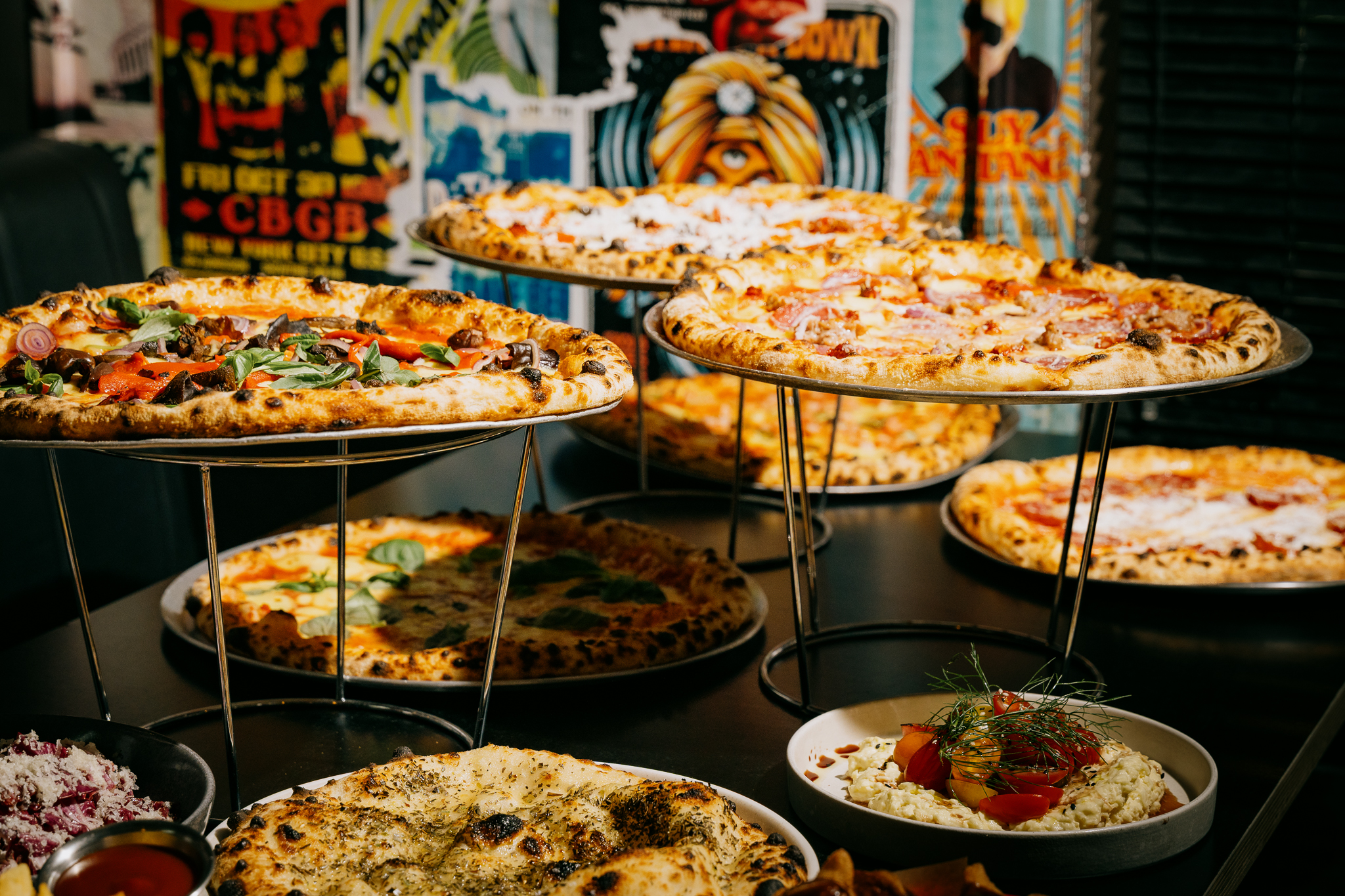 Ollie's pizza hero image